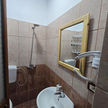 Bed and Breakfast Bujtina Moskopoli Μοσχόπολη