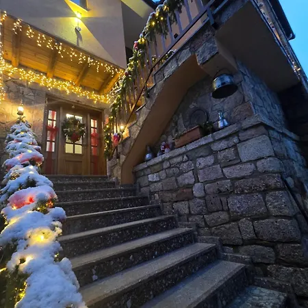 Bujtina Moskopoli Bed and Breakfast
