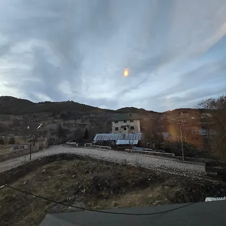 Bujtina Moskopoli Panzió Voskopoja